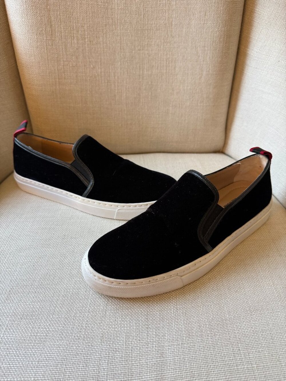 Jon Josef Black Velvet Slip On Sneakers Red Stripe EU 39